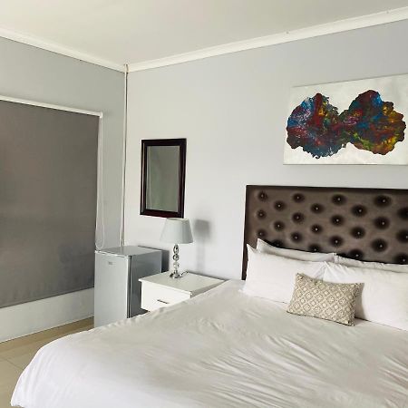 Infinity Bnb Gaborone Exterior foto