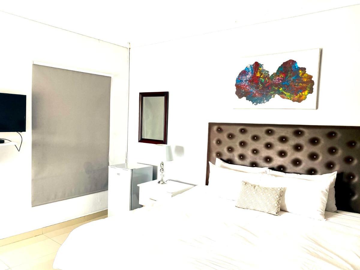 Infinity Bnb Gaborone Exterior foto